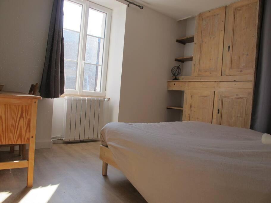 Poligny, Centre